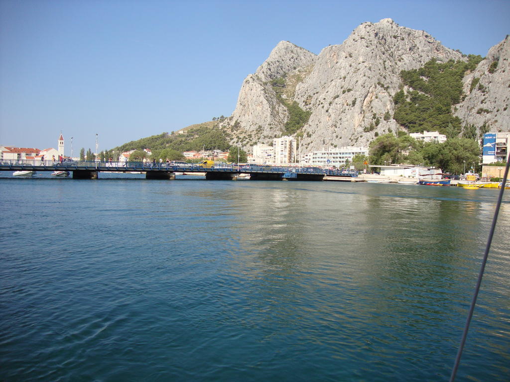 Apartments Villa Amalia Omis Exterior photo